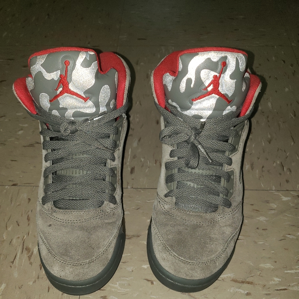 Silver Jordan's